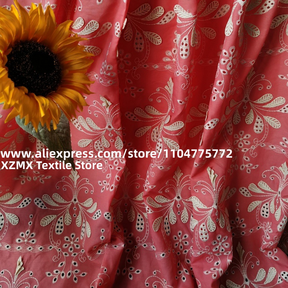 Red Base 3D Floral Embroidery  - Vintage Sewing Textile recension och pris